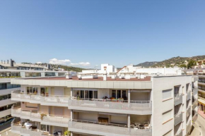 LETS HOLIDAYS Beach apartment 2 in tossa de mar